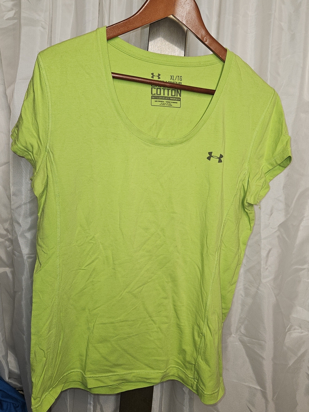 Under Armour Women's Neon Lime Short Sleeve Tee- XL